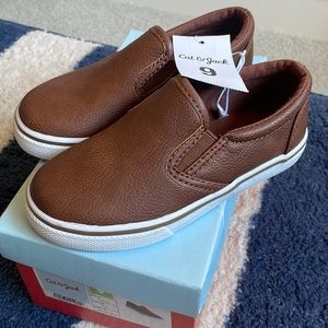 Tan leather sneakers